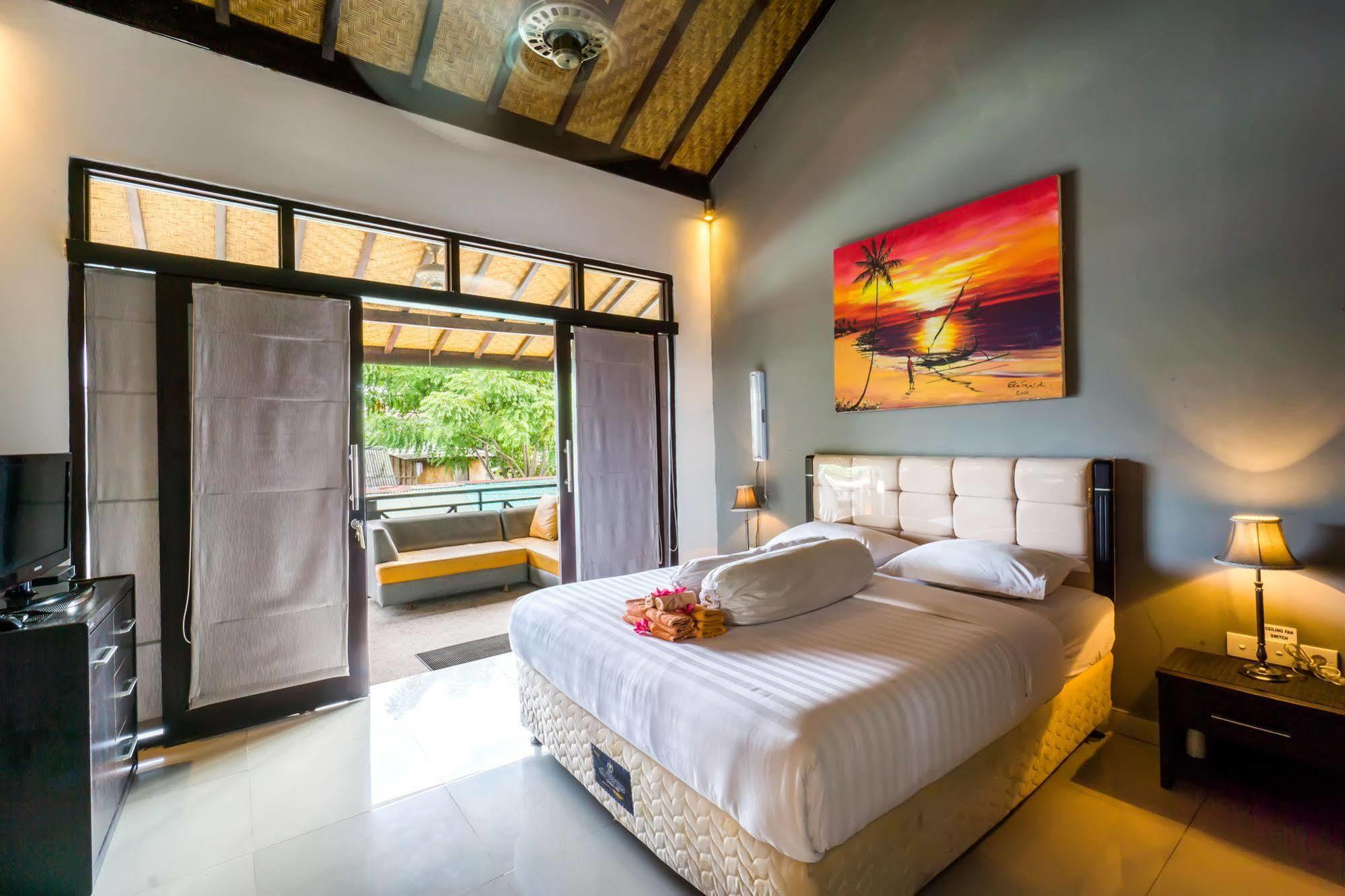 Tropica Gili Total Body Fit - Free Access Gym And Coworking Space Gili Trawangan Exterior foto